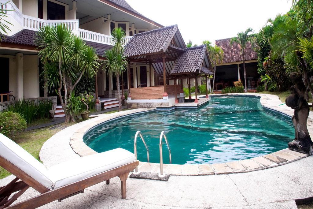 Dayu Hotel Kuta BALI Exterior foto